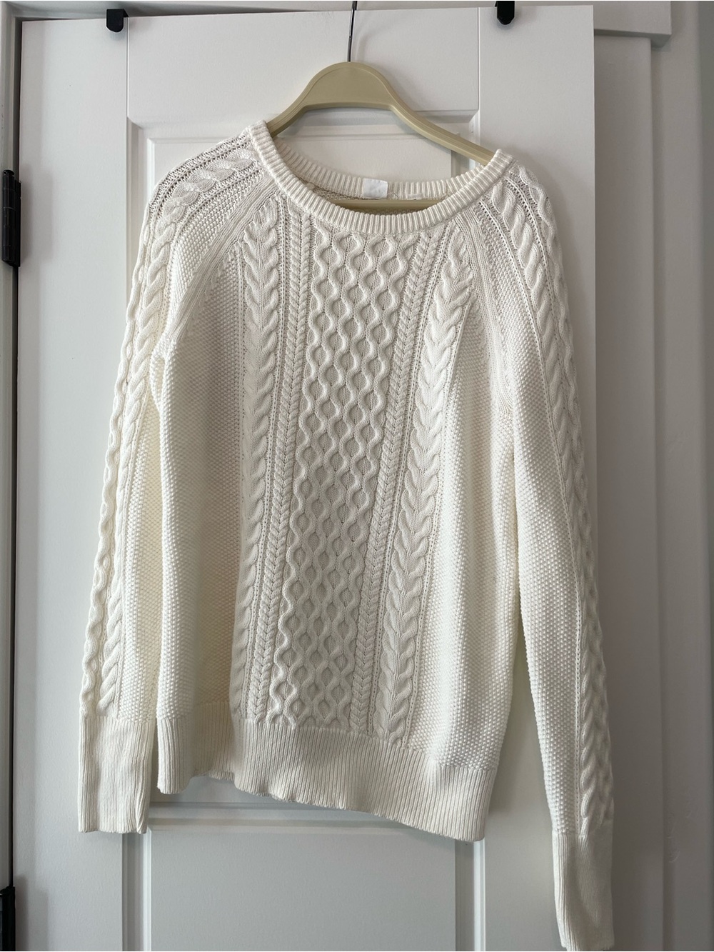 GAP Cream Cable Knit Crewneck Sweater